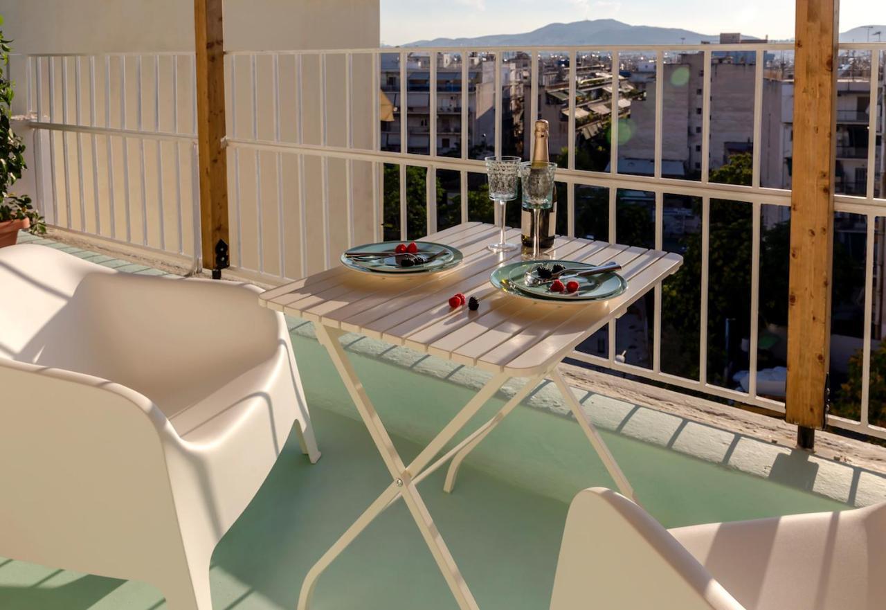 Blue And White Apartment Vipgreece أثينا المظهر الخارجي الصورة
