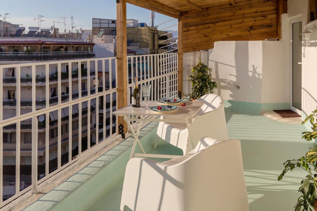 Blue And White Apartment Vipgreece أثينا المظهر الخارجي الصورة