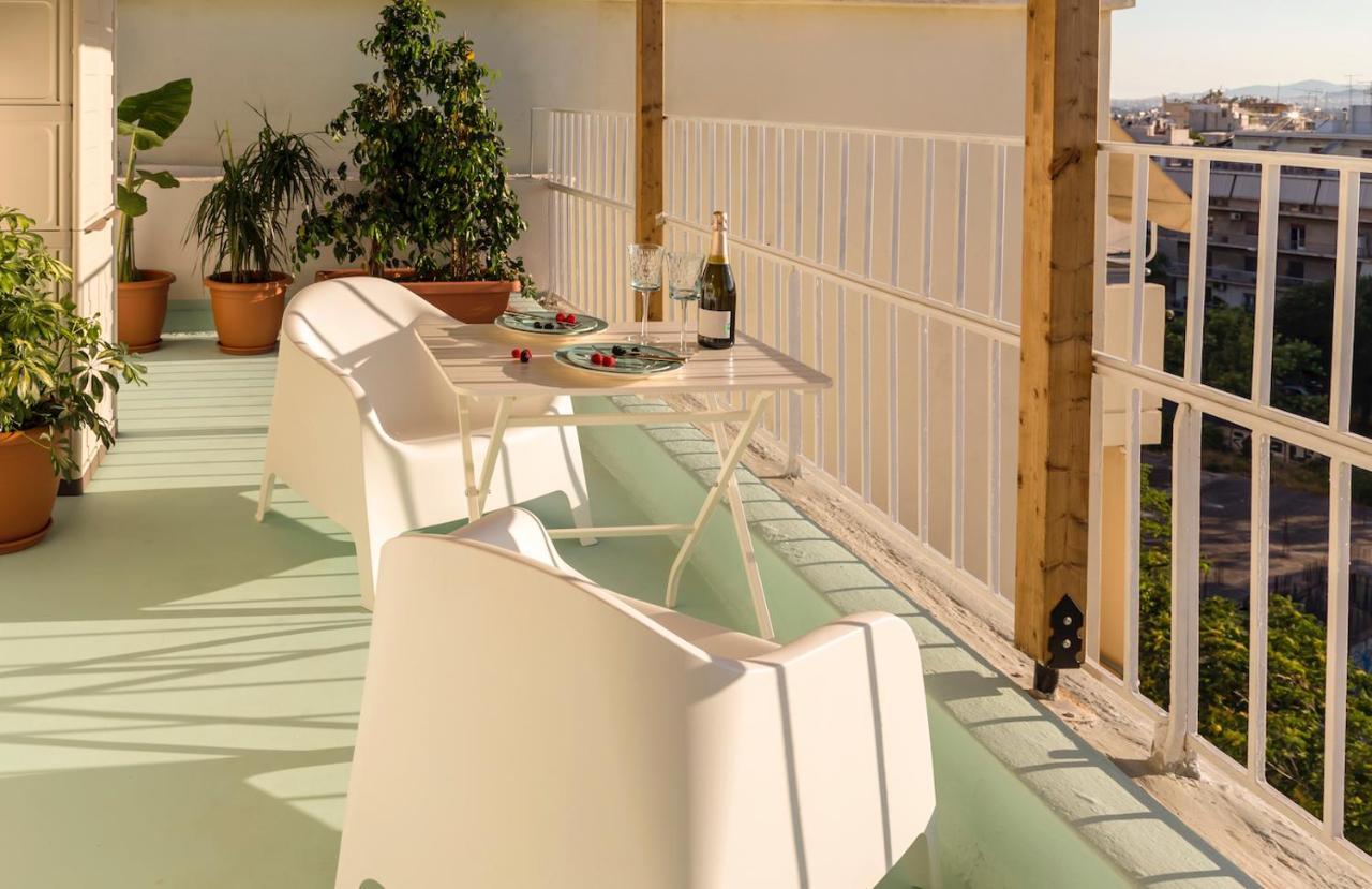 Blue And White Apartment Vipgreece أثينا المظهر الخارجي الصورة